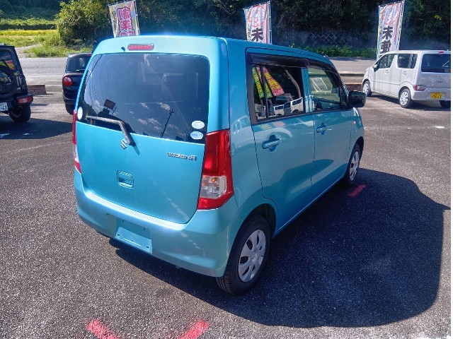 スズキ ワゴンR4枚目
