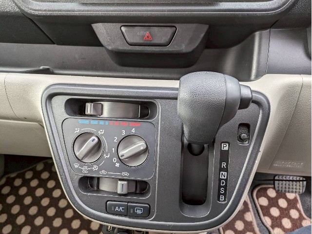 トヨタ パッソ15枚目