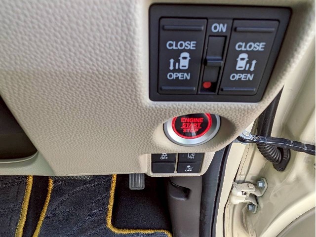 ホンダ N-BOX ４WD14枚目