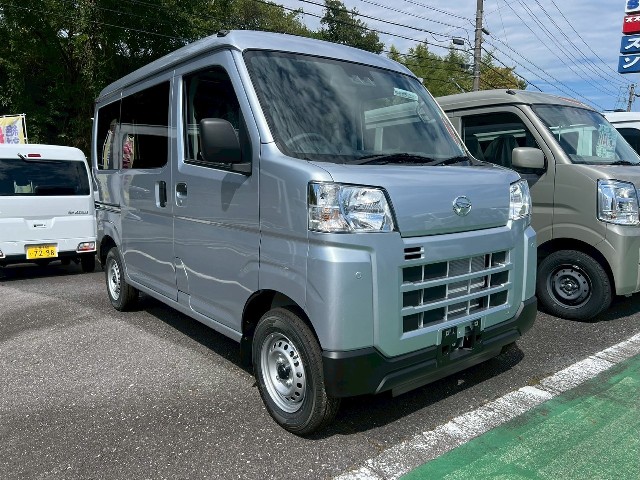 ダイハツ ハイゼットカーゴ3枚目