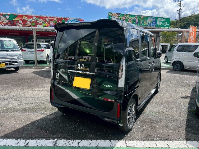 ホンダ N-BOXカスタム6枚目