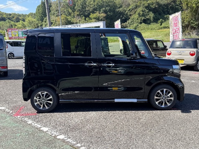 ホンダ N-BOXカスタム6枚目
