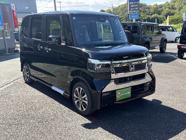 ホンダ N-BOXカスタム7枚目
