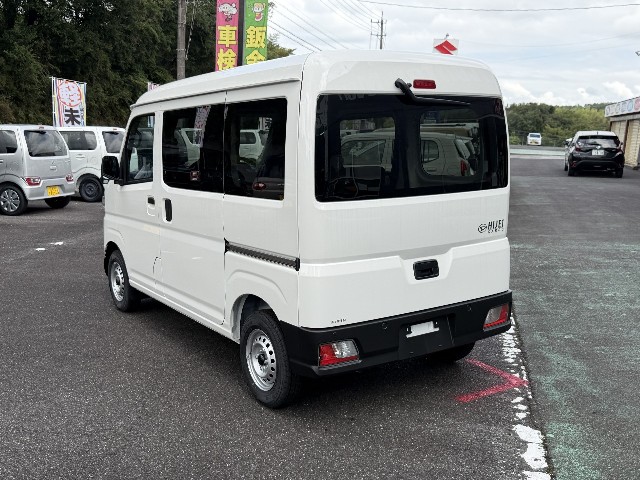 ダイハツ ハイゼットカーゴ3枚目