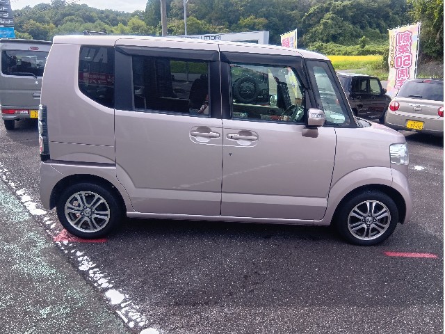 ホンダ N-BOX4枚目